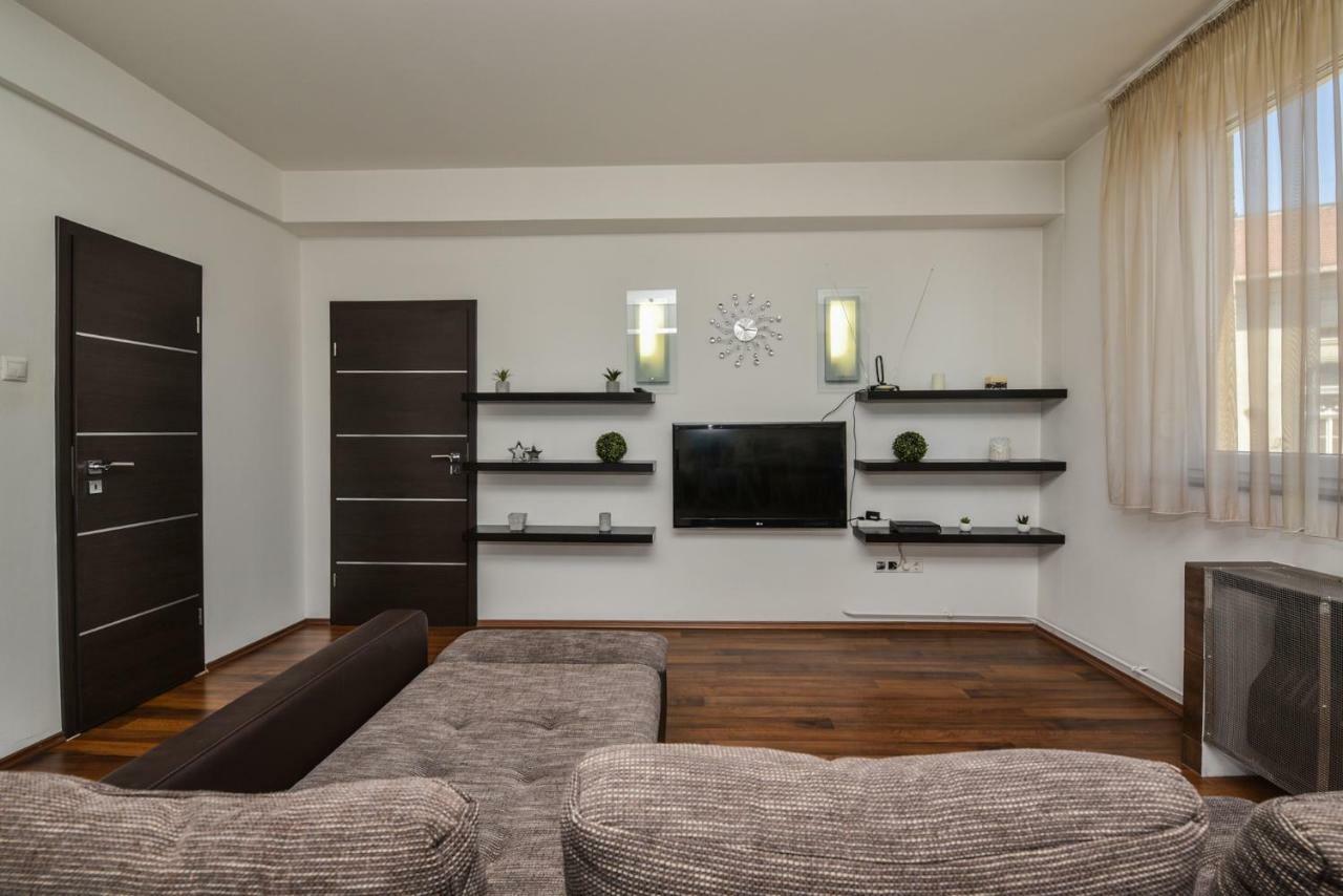 Castle Apartment With Panoramic Balcony Budapest Esterno foto
