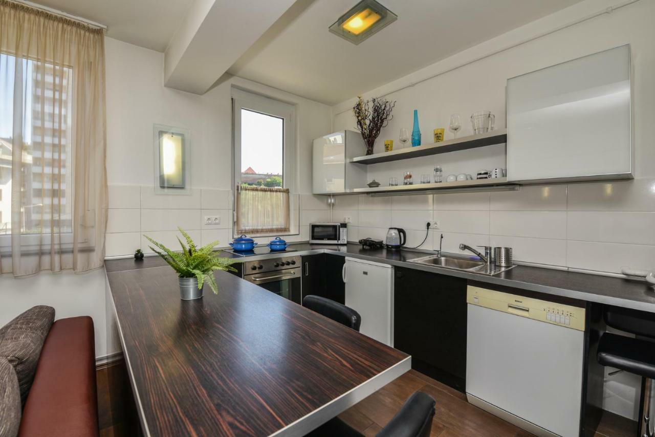 Castle Apartment With Panoramic Balcony Budapest Esterno foto