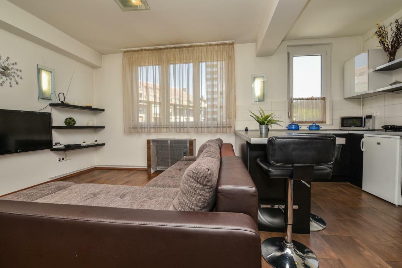 Castle Apartment With Panoramic Balcony Budapest Esterno foto