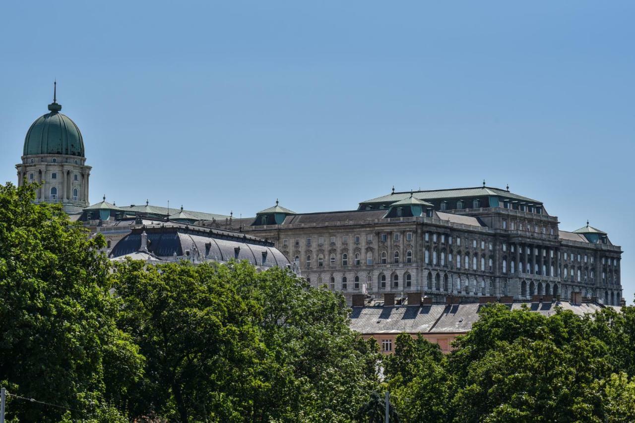 Castle Apartment With Panoramic Balcony Budapest Esterno foto